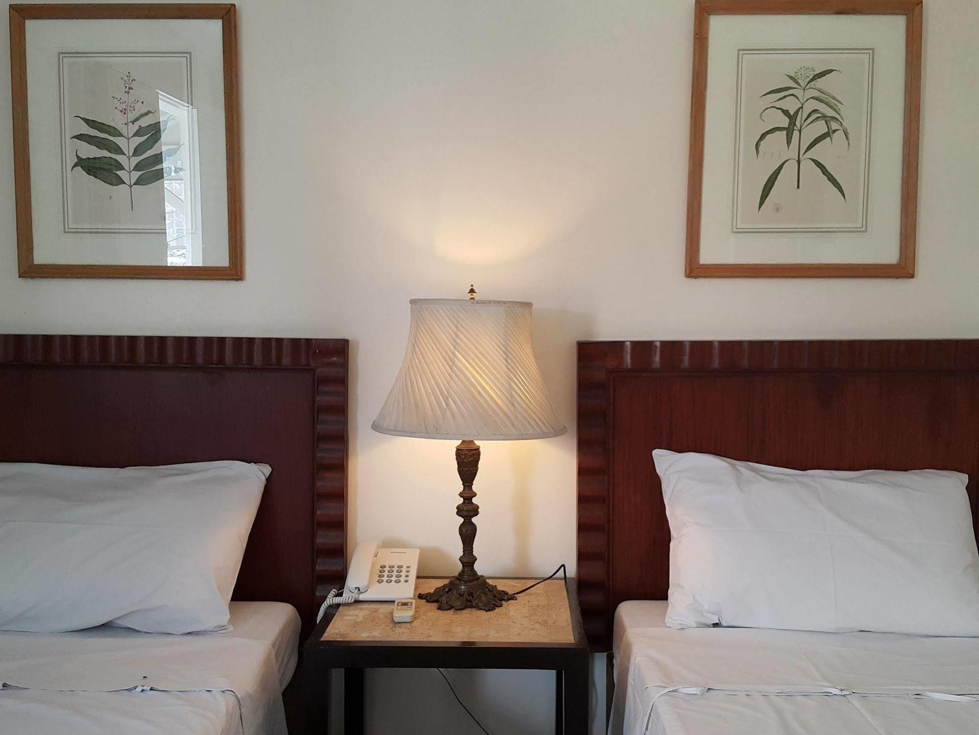 Charming La Casita Mercedes, 5Br And 5Tb For Family And Friends Staycation Makati City Ngoại thất bức ảnh