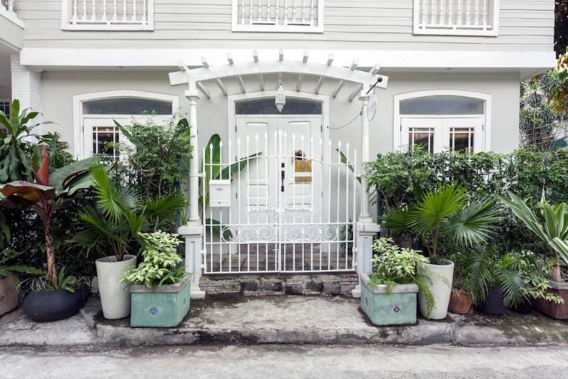 Charming La Casita Mercedes, 5Br And 5Tb For Family And Friends Staycation Makati City Ngoại thất bức ảnh